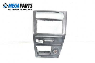 Централна конзола за Mitsubishi Galant VI Sedan (09.1996 - 10.2004)