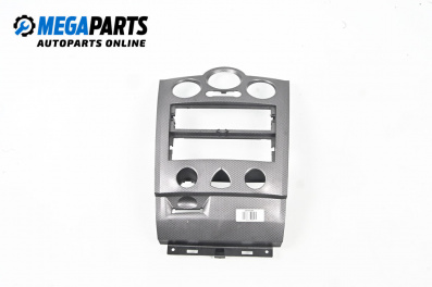 Централна конзола за Renault Megane II Hatchback (07.2001 - 10.2012)