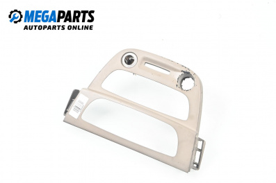 Централна конзола за Renault Fluence Sedan (02.2010 - ...)