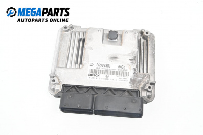 Компютър двигател за Chevrolet Cruze Sedan (05.2009 - ...) 2.0 CDI, 150 к.с., № 96983951