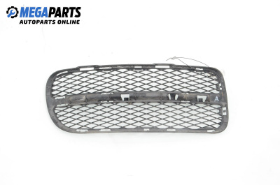 Решетка в броня за Volkswagen Touareg SUV I (10.2002 - 01.2013), джип, позиция: предна