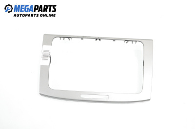 Централна конзола за Volkswagen Passat V Sedan B6 (03.2005 - 12.2010)