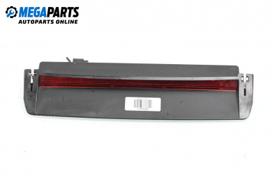 Трети стоп за Volkswagen Passat V Sedan B6 (03.2005 - 12.2010), седан