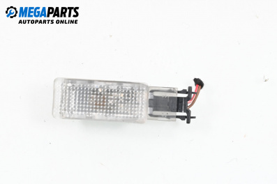 Плафон за Volkswagen Golf V Hatchback (10.2003 - 02.2009)