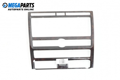 Централна конзола за Volkswagen Phaeton Sedan (04.2002 - 03.2016)