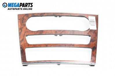 Централна конзола за Mercedes-Benz M-Class SUV (W164) (07.2005 - 12.2012)