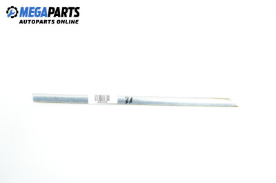 Външни лайсни за Audi A6 Sedan C4 (06.1994 - 10.1997), седан, позиция: лява