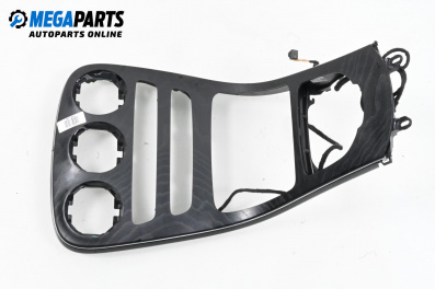 Централна конзола за Mercedes-Benz C-Class Estate (S205) (09.2014 - ...)