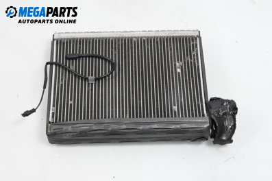Вътрешен радиатор климатик за Land Rover Range Rover Sport I (02.2005 - 03.2013) 3.0 D 4x4, 245 к.с., автоматик