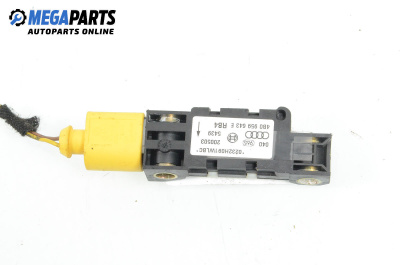 Сензор airbag за Audi A8 Sedan 4E (10.2002 - 07.2010)