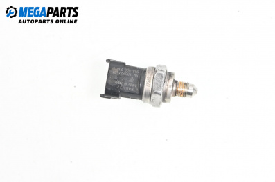 Датчик за налягане на горивото за Porsche Panamera Hatchback I (03.2009 - 12.2017), № 103277-01