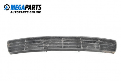 Решетка в броня за Audi A4 Avant B5 (11.1994 - 09.2001), комби, позиция: предна
