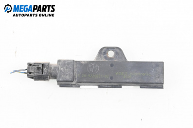 Усилвател антена за BMW X3 Series F25 (09.2010 - 08.2017), № 65.20-9220831-02