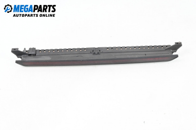Трети стоп за Volkswagen Passat IV Variant B5.5 (09.2000 - 08.2005), комби