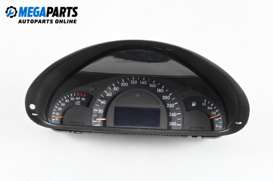 Километраж за Mercedes-Benz C-Class Sedan (W203) (05.2000 - 08.2007) C 200 Kompressor (203.045), 163 к.с.