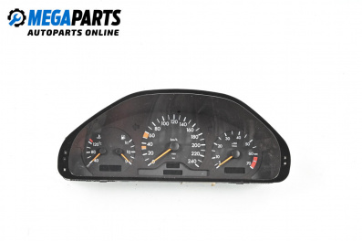 Километраж за Mercedes-Benz C-Class Sedan (W202) (03.1993 - 05.2000) C 180 (202.018), 122 к.с.