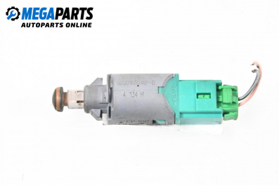 Стоп машинка за Renault Megane II Coupe-Cabriolet (09.2003 - 03.2010), № 8200163240-B