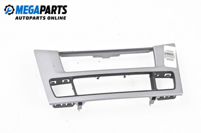 Централна конзола за BMW 5 Series E60 Sedan E60 (07.2003 - 03.2010)