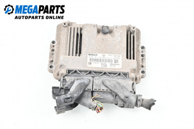 Компютър двигател за Opel Astra H GTC (03.2005 - 10.2010) 1.7 CDTi, 101 к.с., № 55560810
