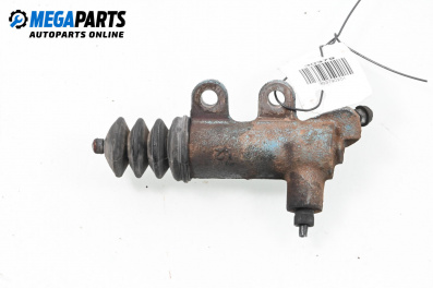 Долна помпа за съединител за Toyota Yaris Hatchback II (01.2005 - 12.2014)
