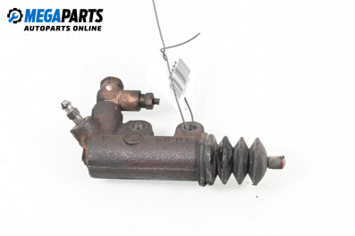 Долна помпа за съединител за Toyota Yaris Hatchback I (01.1999 - 12.2005)