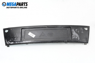 Стойка преден номер за Audi A6 Avant C6 (03.2005 - 08.2011), комби
