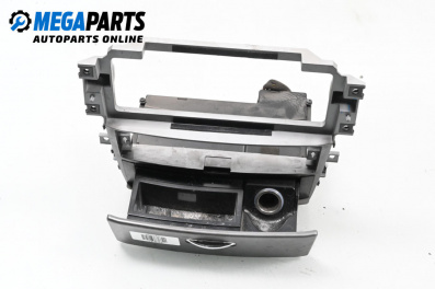 Централна конзола за Kia Sorento I SUV (08.2002 - 12.2009)