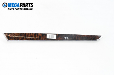 Интериорна лайсна за Audi A6 Allroad C6 (05.2006 - 08.2011), 4+1 вр., комби