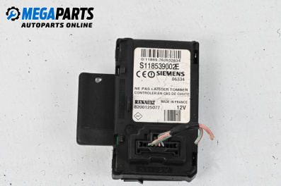Четец с карта за Renault Scenic II Grand Scenic (04.2004 - 06.2009), № 8200125077