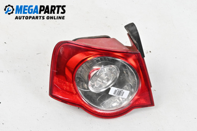 Стоп за Volkswagen Passat V Sedan B6 (03.2005 - 12.2010), седан, позиция: лява