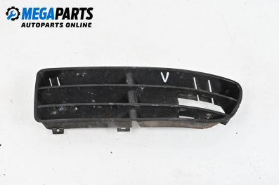 Решетка в броня за Volkswagen Bora Variant (05.1999 - 05.2005), комби, позиция: предна