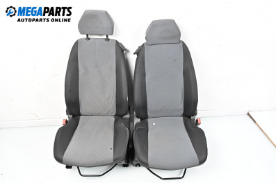 Комплект салон за Fiat Punto Hatchback II (09.1999 - 07.2012), 2+1 вр.