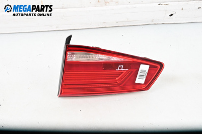 Вътрешен стоп за Volkswagen Passat VII Variant B8 (08.2014 - 12.2019), комби, позиция: дясна