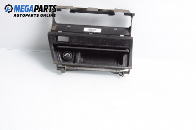 Пепелник за BMW 3 Series E46 Sedan (02.1998 - 04.2005)