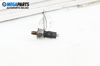 Датчик за налягане на горивото за Ford Mondeo III Sedan (10.2000 - 03.2007)