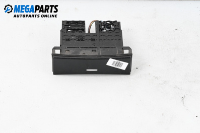 Пепелник за Mercedes-Benz M-Class SUV (W164) (07.2005 - 12.2012)