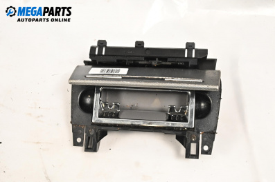 Пепелник за Audi A4 Avant B6 (04.2001 - 12.2004)