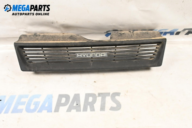 Решетка за Hyundai Pony II Hatchback (10.1989 - 01.1995), хечбек, позиция: предна