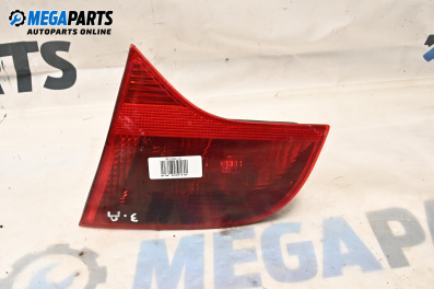 Вътрешен стоп за Audi A4 Avant B7 (11.2004 - 06.2008), комби, позиция: дясна