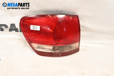 Стоп за Toyota Avensis Verso (08.2001 - 11.2009), миниван, позиция: лява