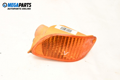 Мигач за Ford Focus I Hatchback (10.1998 - 12.2007), хечбек, позиция: лява