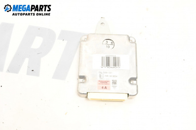 Модул за Toyota Corolla E18 Sedan (06.2013 - 05.2019), № 10R-048634