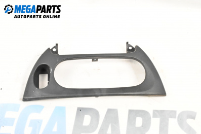 Интериорна пластмаса за Renault Megane I Hatchback (08.1995 - 12.2004), 4+1 вр., хечбек, позиция: предна