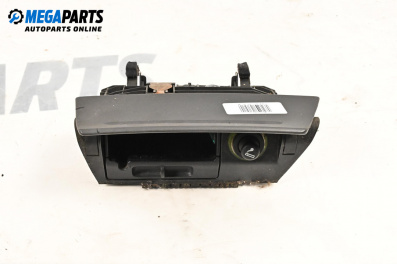 Пепелник за Ford Focus II Estate (07.2004 - 09.2012)