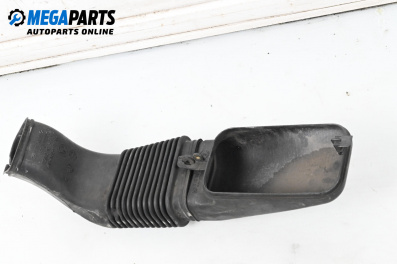 Въздуховод за BMW X3 Series E83 (01.2004 - 12.2011) 2.0 d, 150 к.с.
