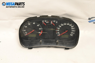 Километраж за Volkswagen Golf IV Hatchback (08.1997 - 06.2005) 1.6, 100 к.с.