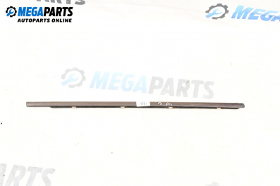 Външни лайсни за Mercedes-Benz C-Class Estate (S203) (03.2001 - 08.2007), комби, позиция: дясна