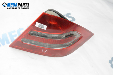 Стоп за Mercedes-Benz C-Class Sedan (W203) (05.2000 - 08.2007), седан, позиция: дясна