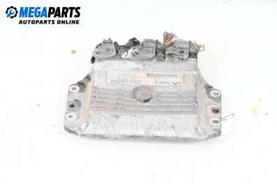 Компютър двигател за Renault Megane II Sedan (09.2003 - 12.2010) 1.6, 113 к.с., № 8200387138