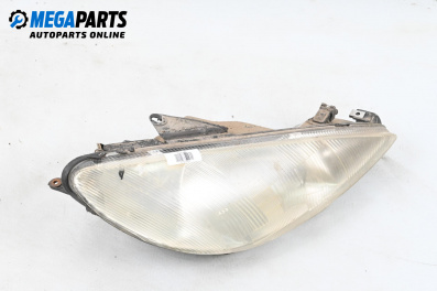 Фар за Peugeot 206 Hatchback (08.1998 - 12.2012), хечбек, позиция: дясна